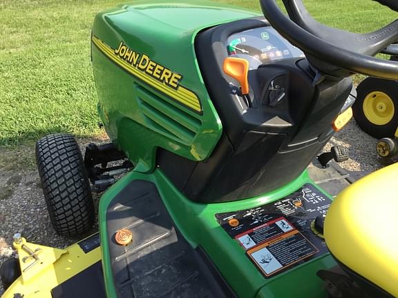 Image of John Deere X485 equipment image 4