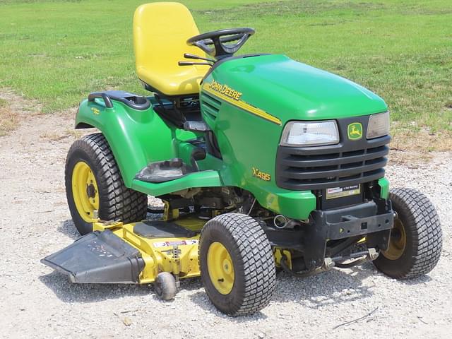 Image of John Deere X495 equipment image 1