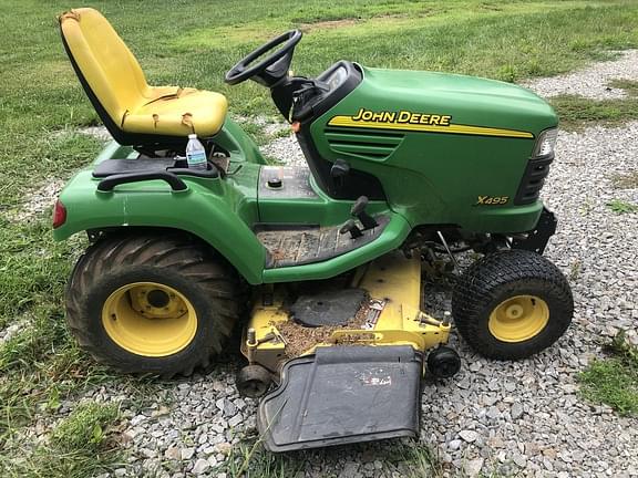 Image of John Deere X495 equipment image 1