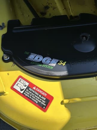 Image of John Deere X585 equipment image 1