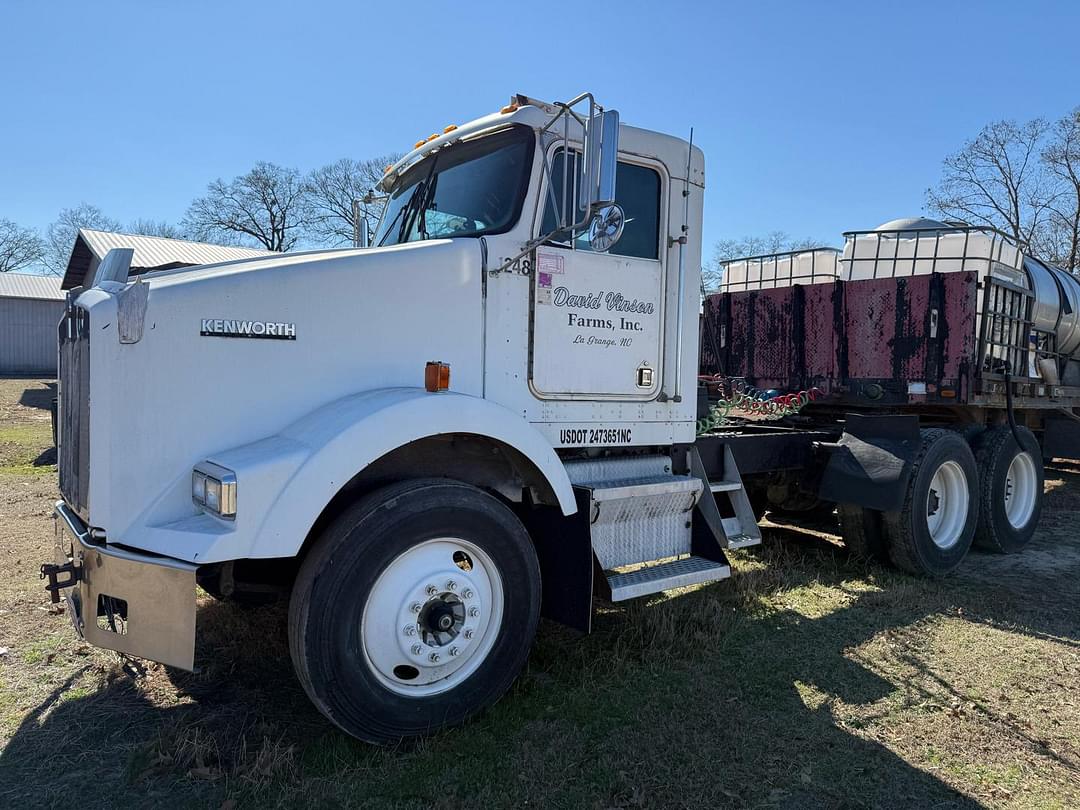 Image of Kenworth T800 Primary Image