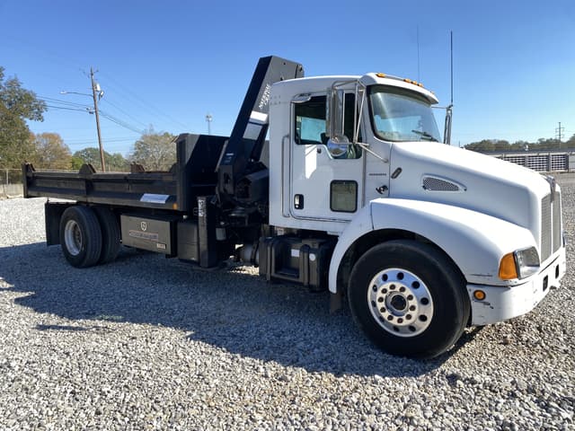 Image of Kenworth T300 equipment image 3