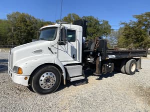 2004 Kenworth T300 Image