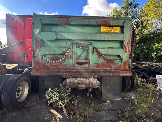 Image of Kenworth T300 equipment image 4