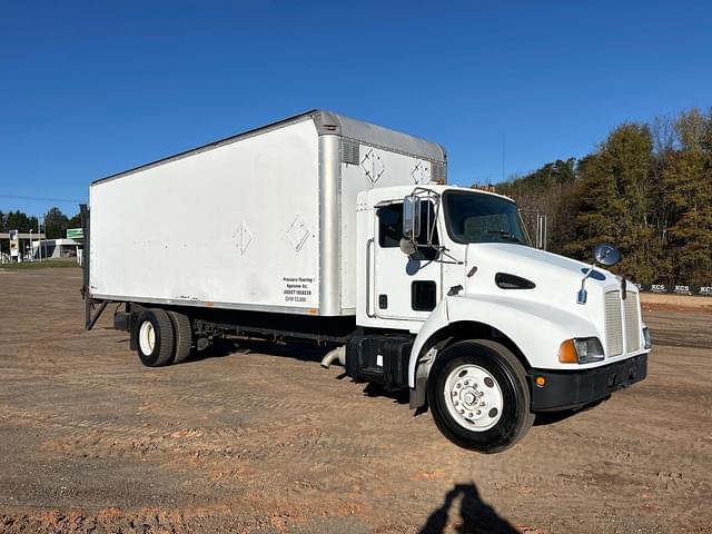 Image of Kenworth T300 equipment image 1