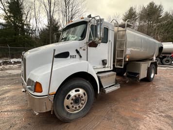 Main image Kenworth T300