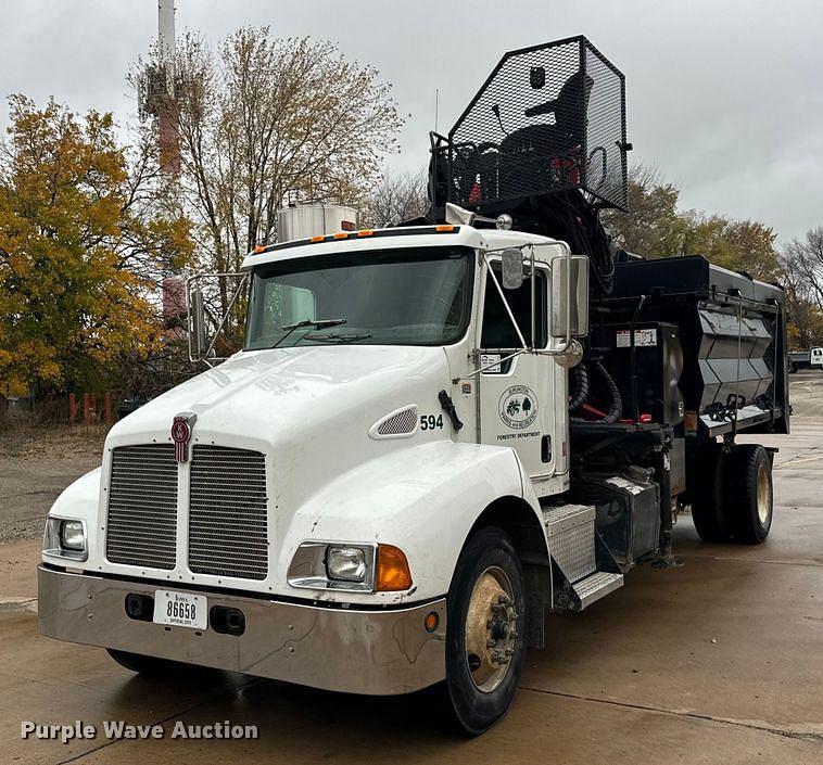 Image of Kenworth T300 Primary image