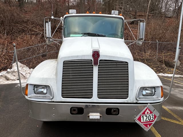 Image of Kenworth T300 equipment image 1