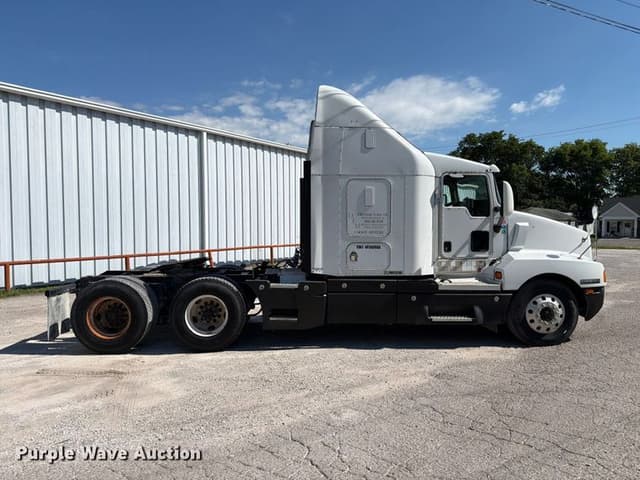 Image of Kenworth T600 equipment image 3