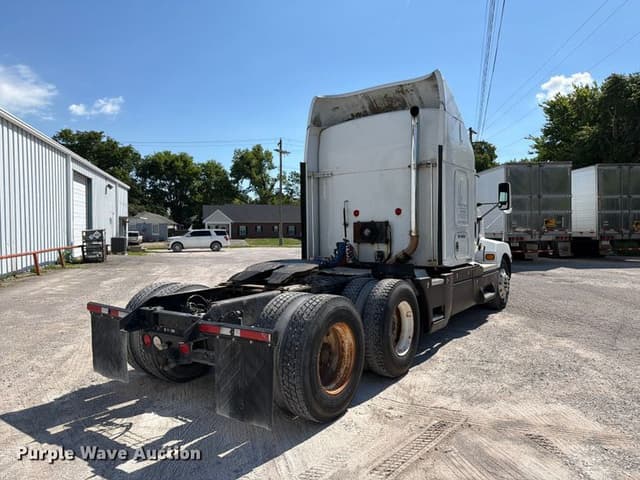 Image of Kenworth T600 equipment image 4