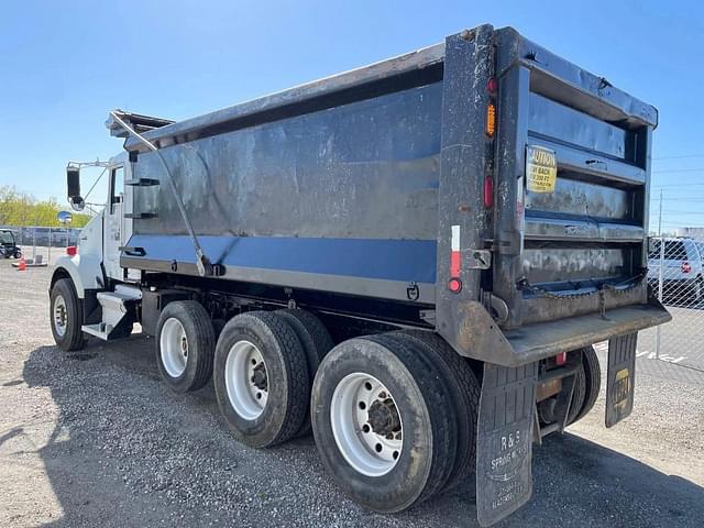 Image of Kenworth T800 equipment image 2