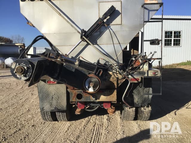 Image of Kenworth T800 equipment image 2