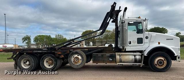 Image of Kenworth T800 equipment image 3