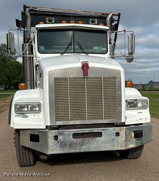 Image of Kenworth T800 equipment image 1