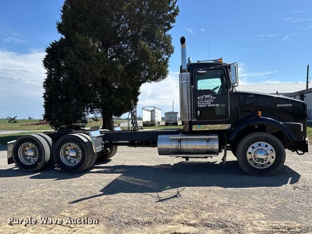 Image of Kenworth T800 equipment image 3
