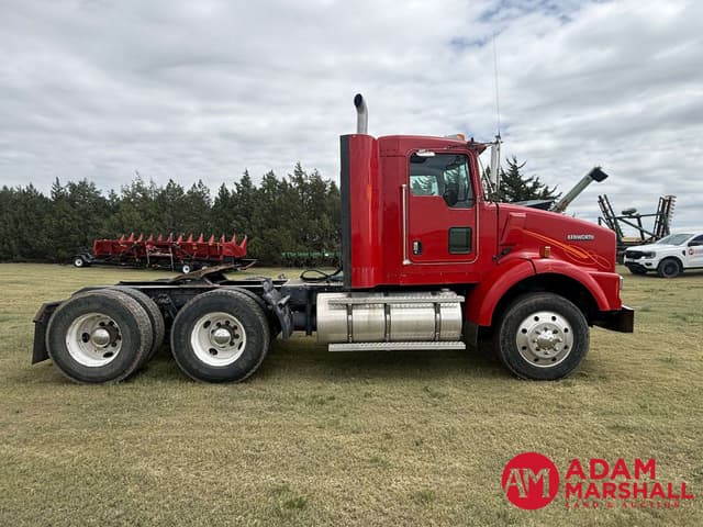 Image of Kenworth T800 equipment image 2