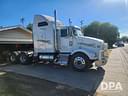 2004 Kenworth T800 Image