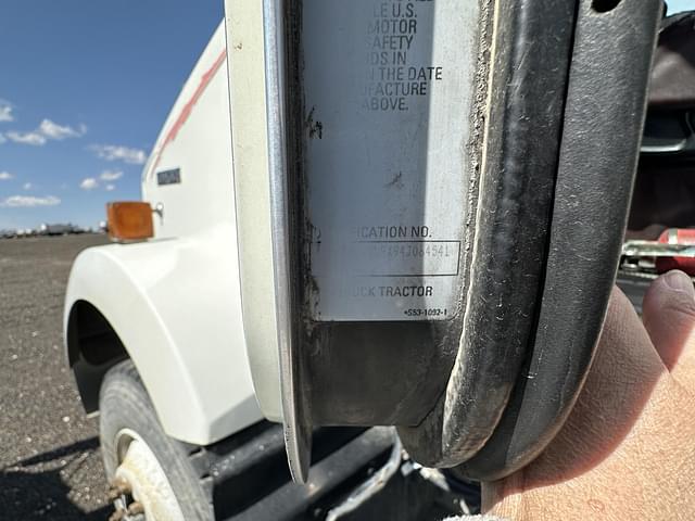 Image of Kenworth T800 equipment image 1