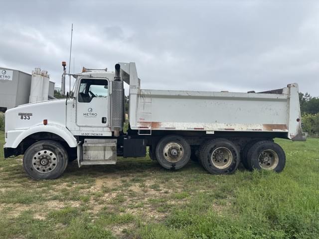 Image of Kenworth T800 equipment image 1