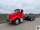 2004 Kenworth T800 Image