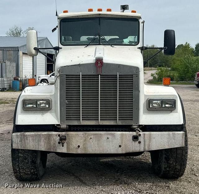 Image of Kenworth W900 equipment image 1