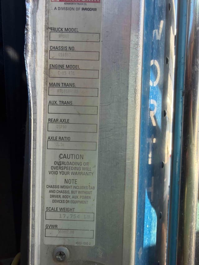 Image of Kenworth W900B equipment image 4