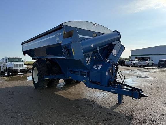 Image of Kinze 1050 Primary image