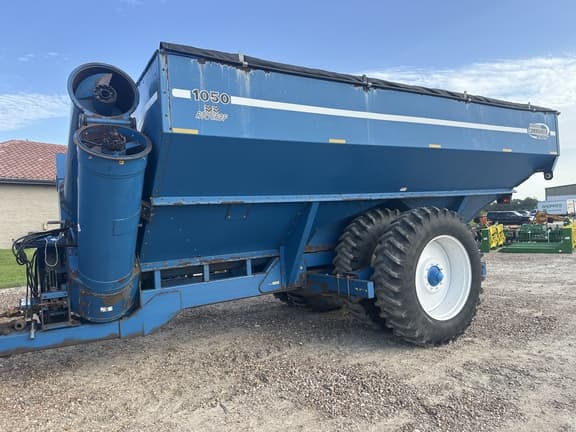 Image of Kinze 1050 Primary image