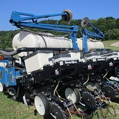 Image of Kinze 3200 equipment image 1