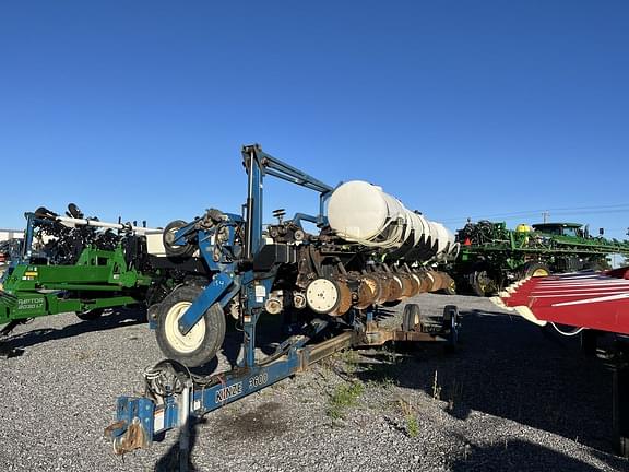 Image of Kinze 3600 equipment image 1