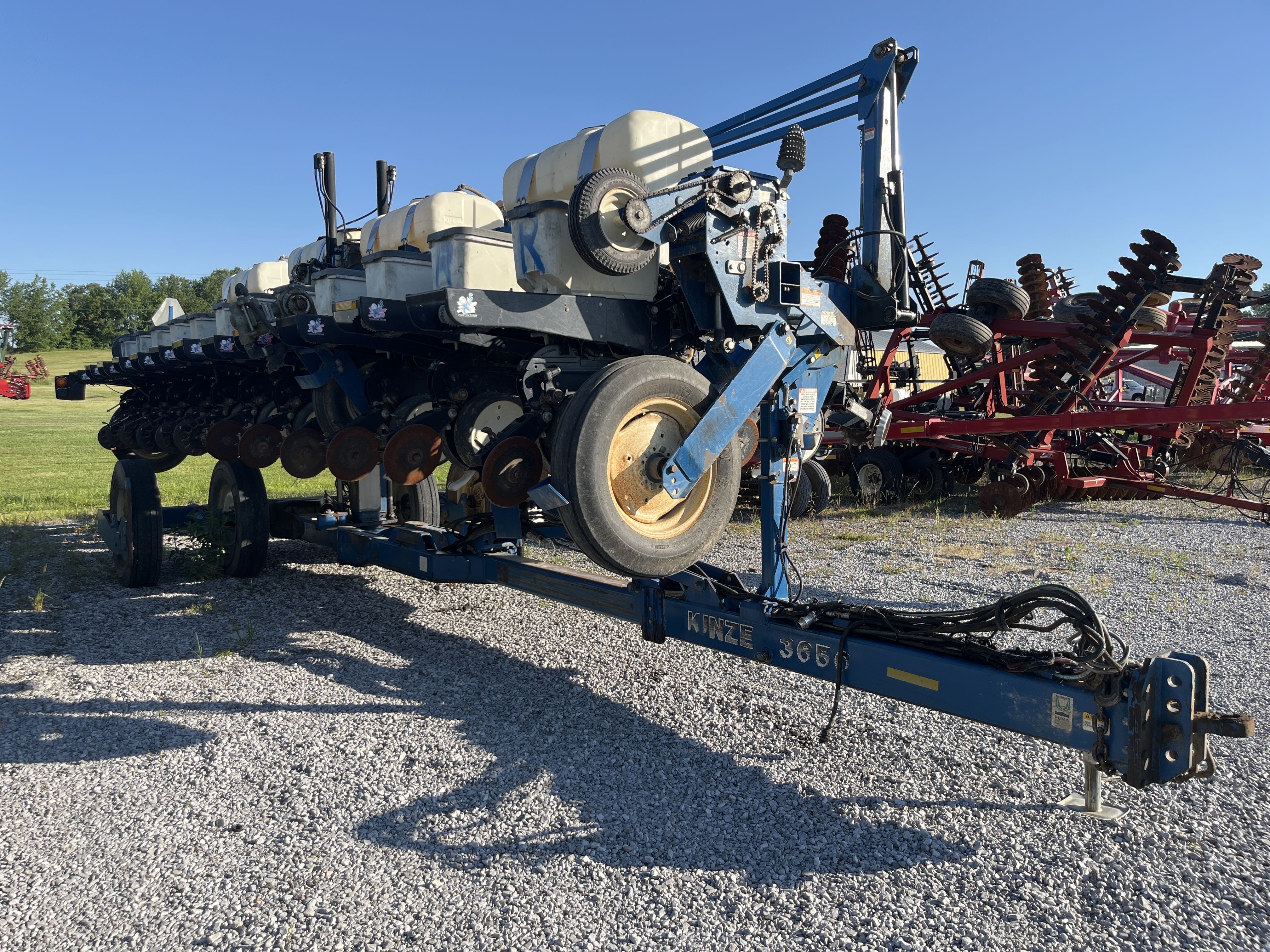 Main image Kinze 3650