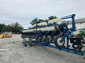 Main image Kinze 3650