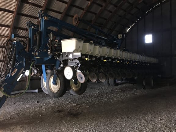 Main image Kinze 3700