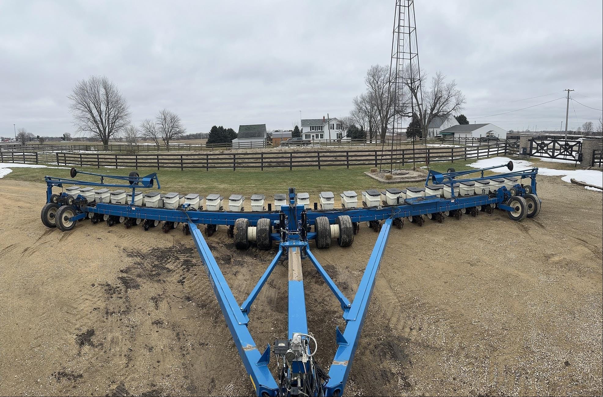 Main image Kinze 3700