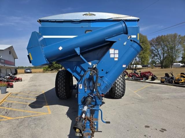 Image of Kinze 850 equipment image 1