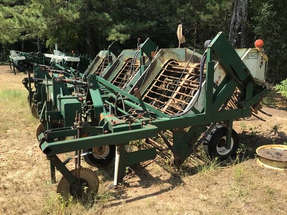 2004 KMC 636 Equipment Image0