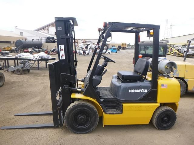 Image of Komatsu FG25HT-14 equipment image 4