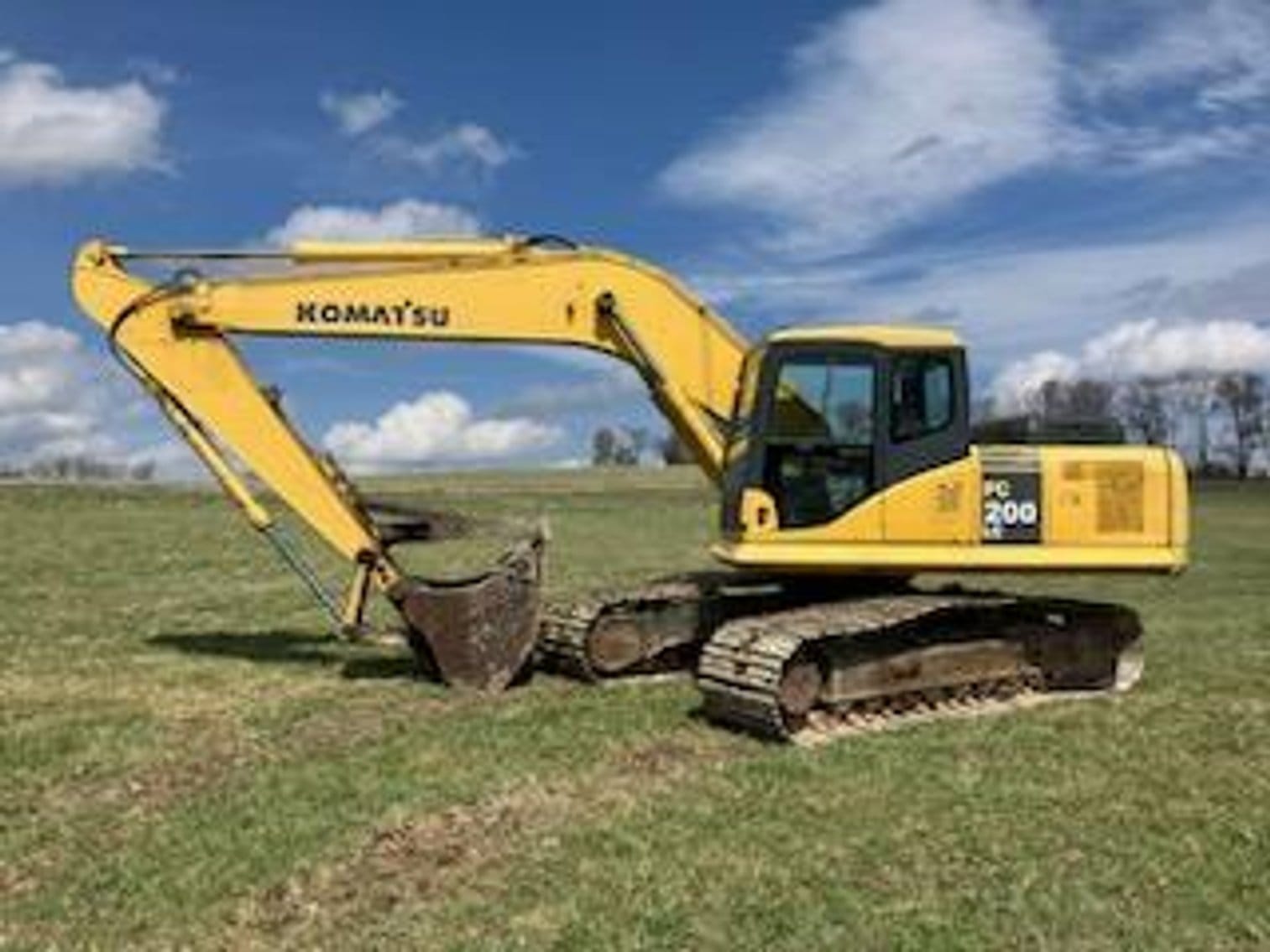 2004 Komatsu PC200LC Equipment Image0