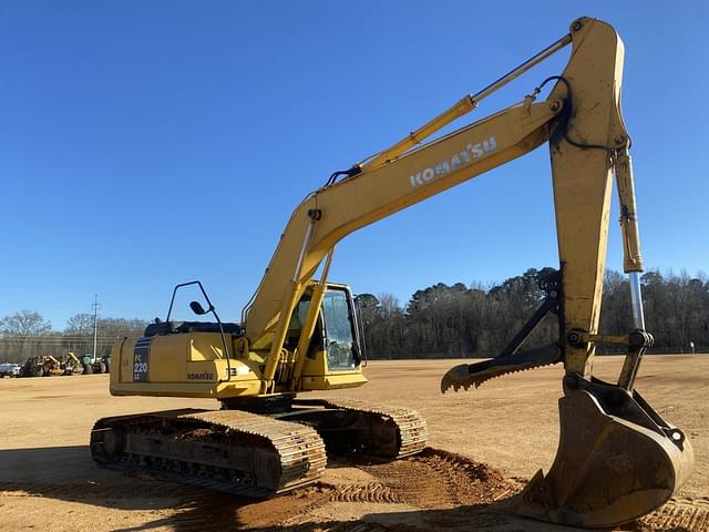 Image of Komatsu PC220LC-7 equipment image 3