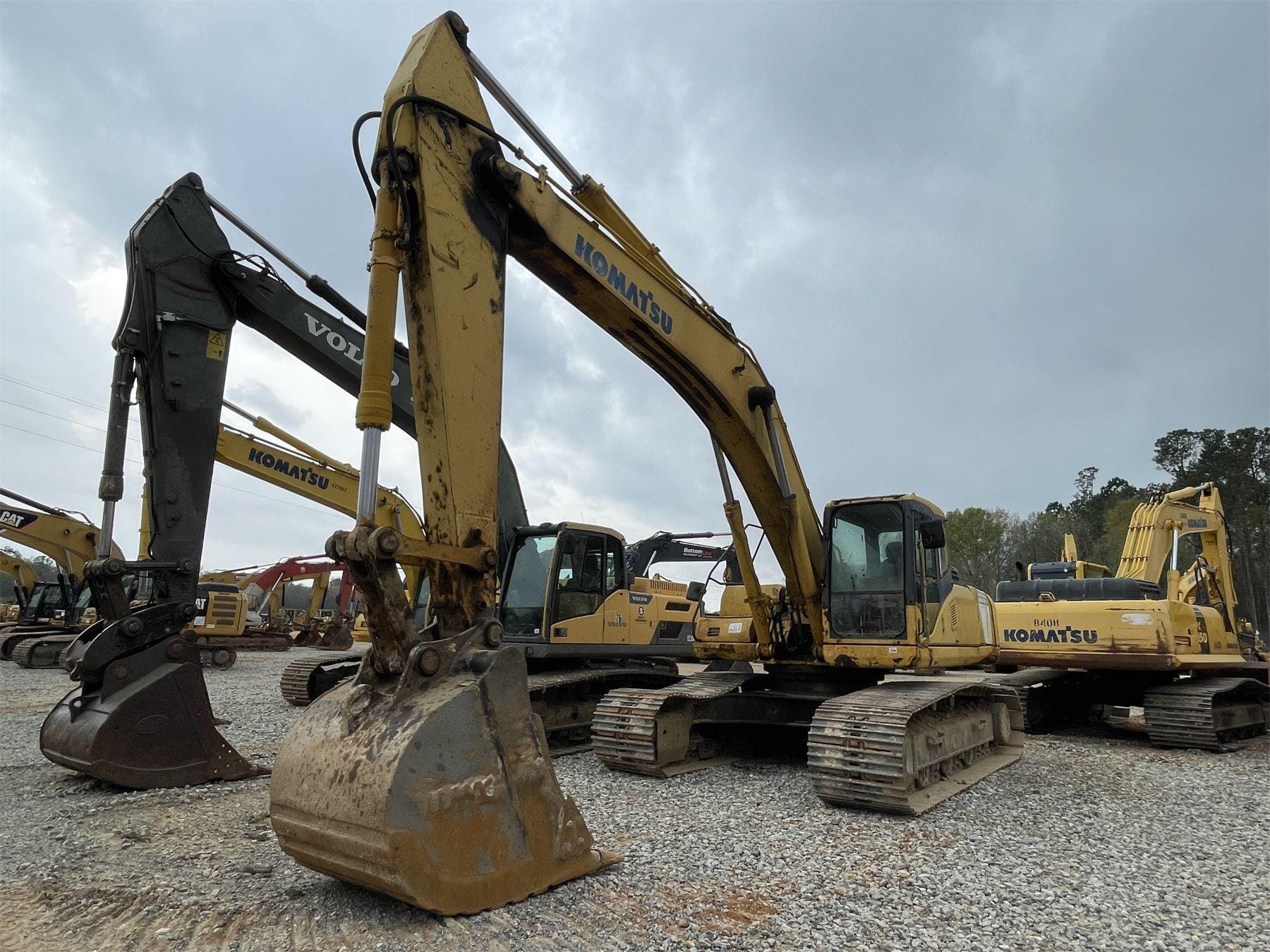 Main image Komatsu PC300-7