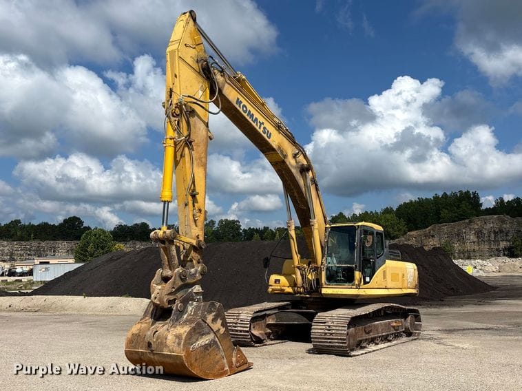 2004 Komatsu PC300LC-7L Equipment Image0