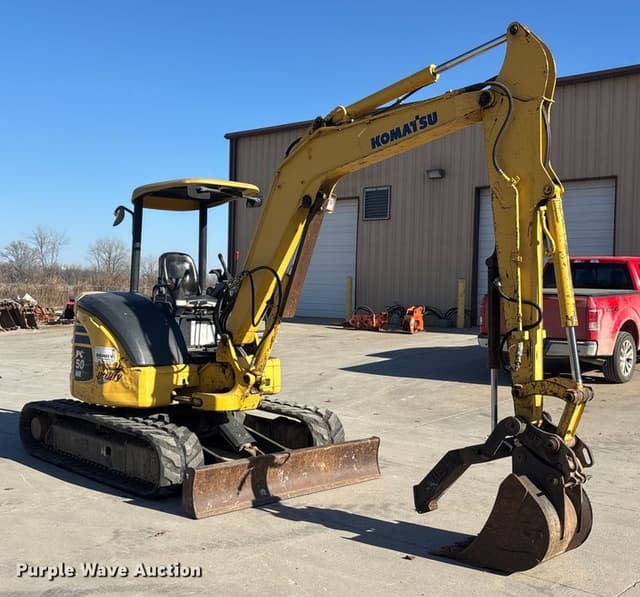 Image of Komatsu PC50MR-2 equipment image 2