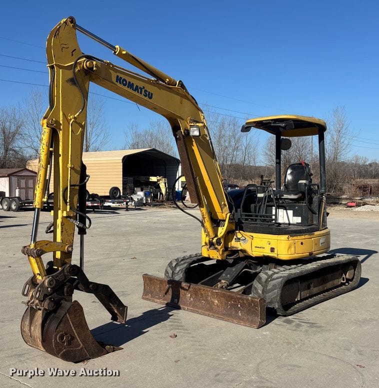 2004 Komatsu PC50MR-2 Equipment Image0