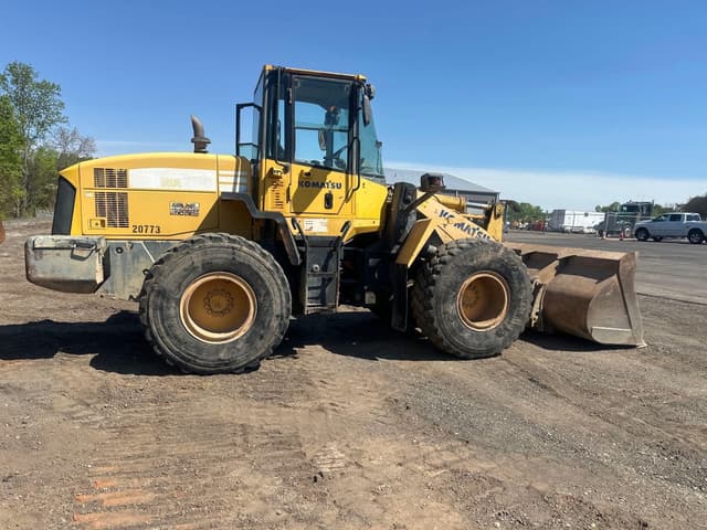 Image of Komatsu WA250 equipment image 2