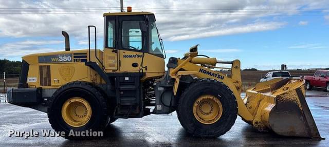 Image of Komatsu WA380 equipment image 3