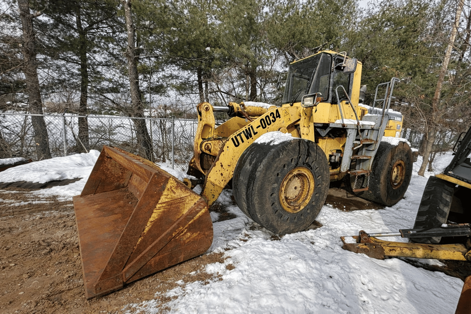 2004 Komatsu WA500 Equipment Image0