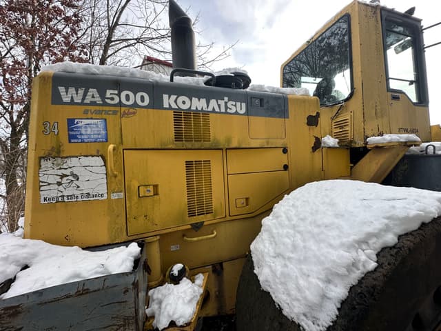 Image of Komatsu WA500 equipment image 4