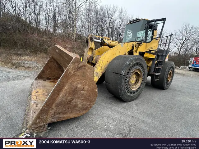 Image of Komatsu WA500-3 equipment image 2