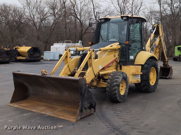 2004 Komatsu WB150 Equipment Image0