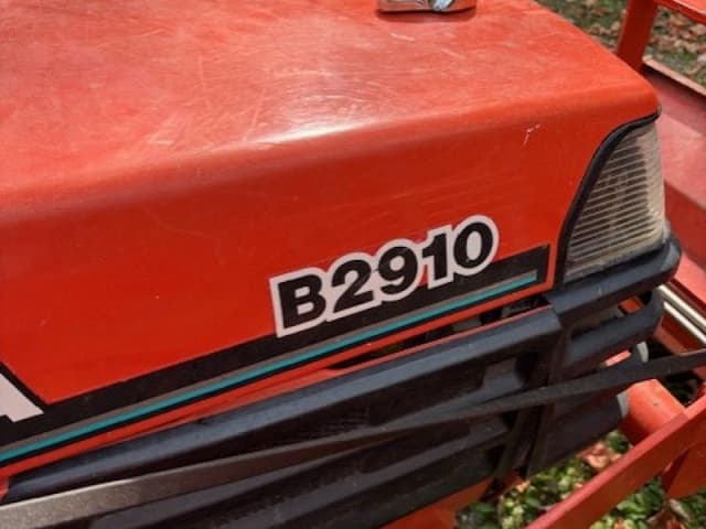 Image of Kubota B2910 equipment image 4